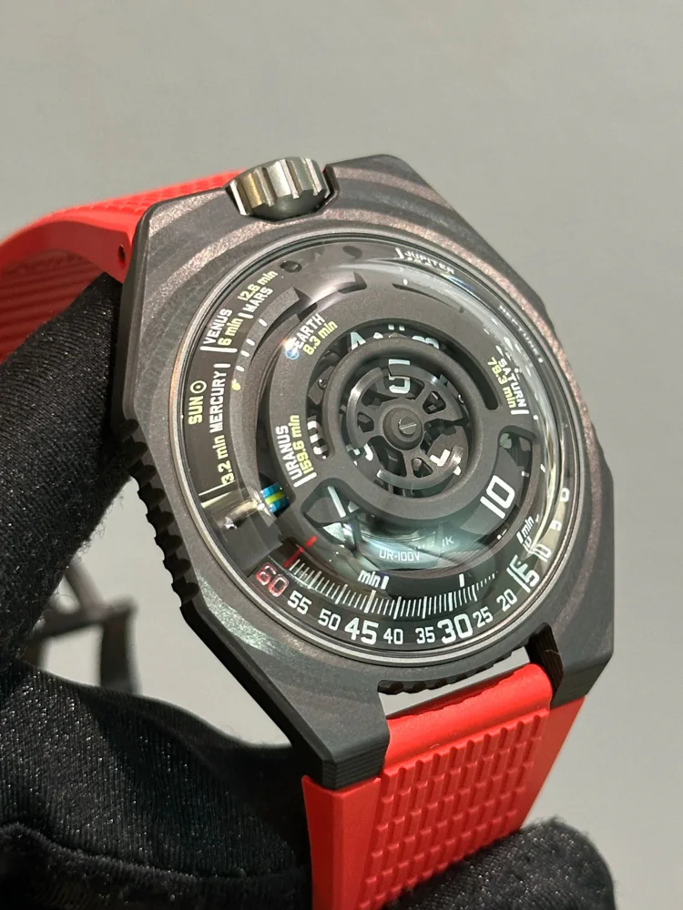 Urwerk UR-100V LIGHTSPEED LE